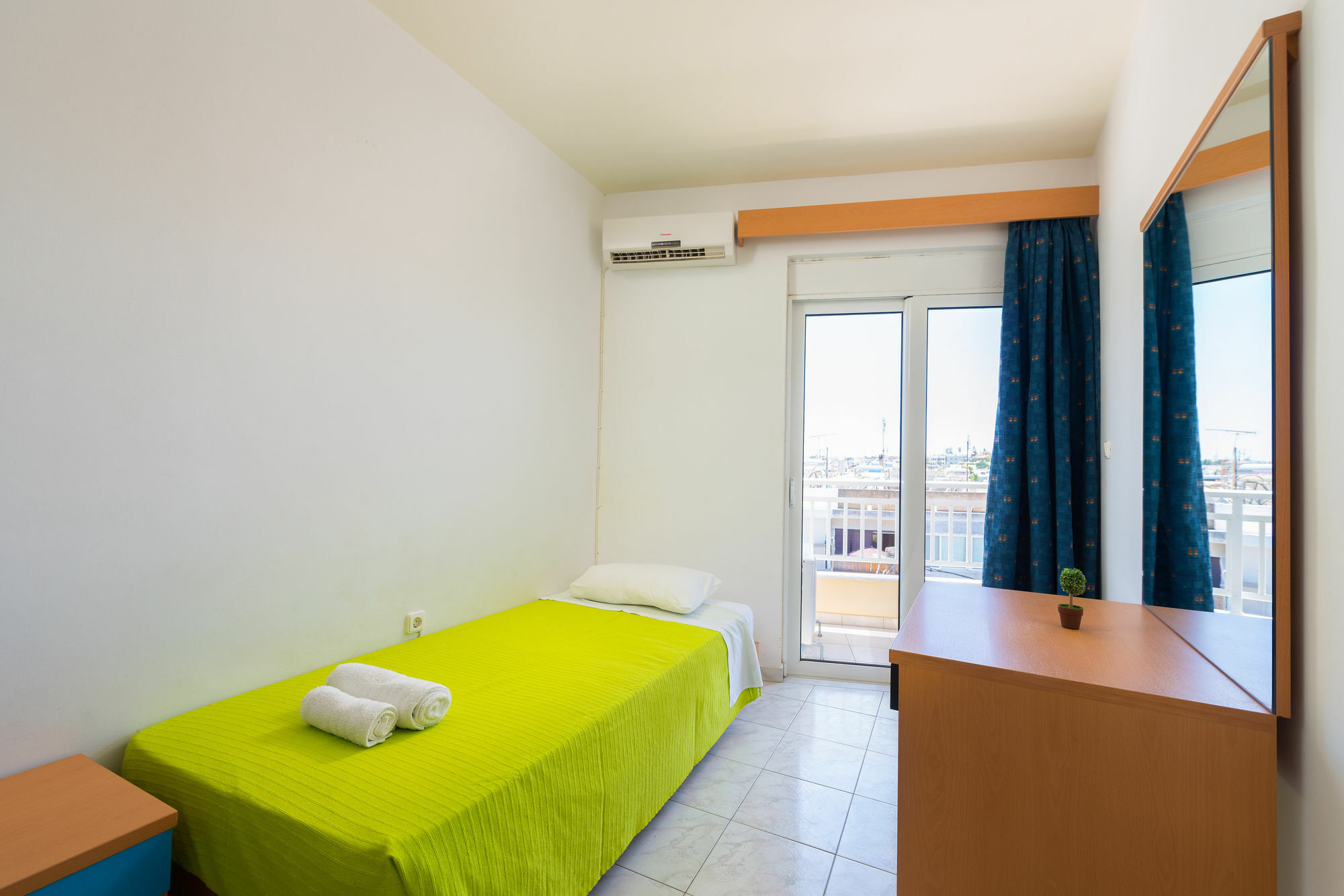 Yiannis Apartments Rhodes City 外观 照片